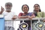 இணைந்து நடிக்கும் தாயும், மகளும்