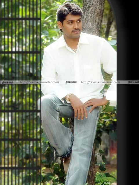 விஜய் ஆதிக்