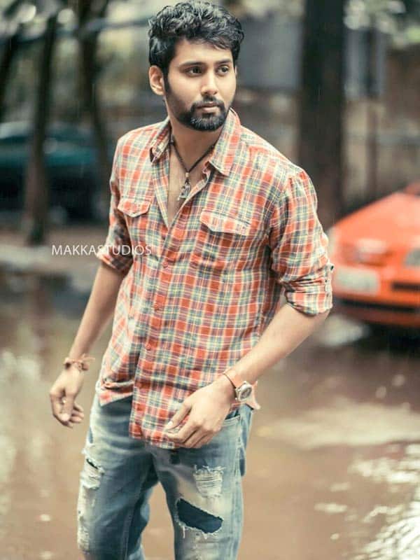 ஆதவ் கண்ணதாசன்