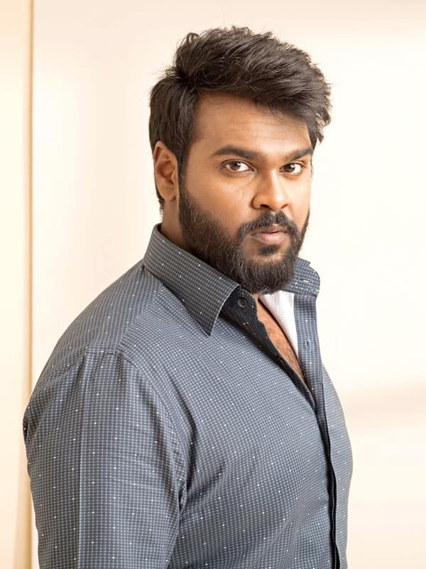 சண்முக பாண்டியன்