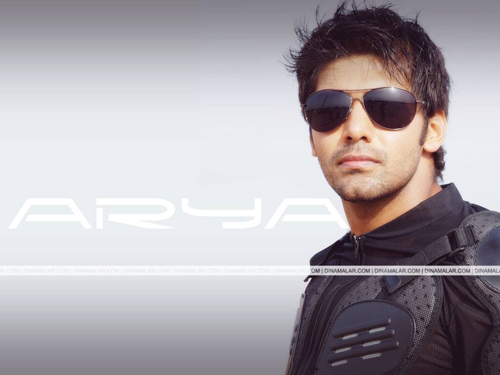 Tamil Cinema Wall paper Aarya