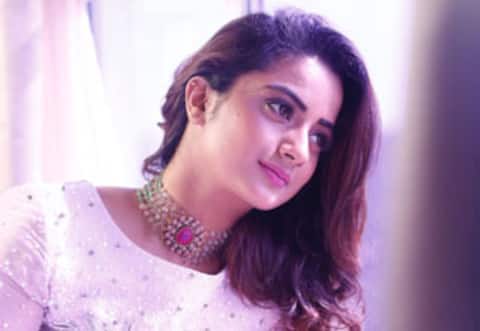 நமீதா பிரமோத்