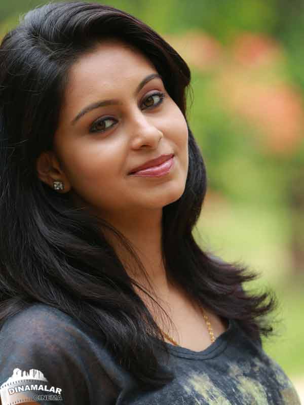 அபிநயா