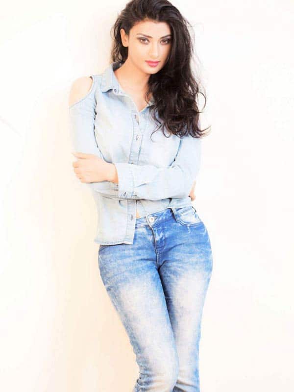 இஷிதா வியாஸ்