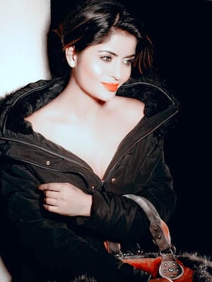 ஜிஹானா வசிஸ்த்