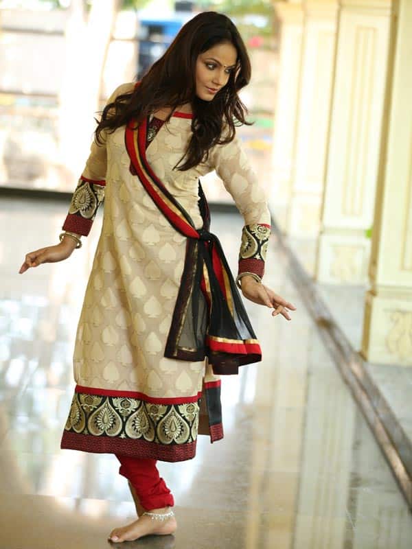 நீது சந்திரா