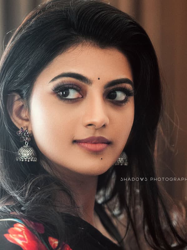 ஆனந்தி