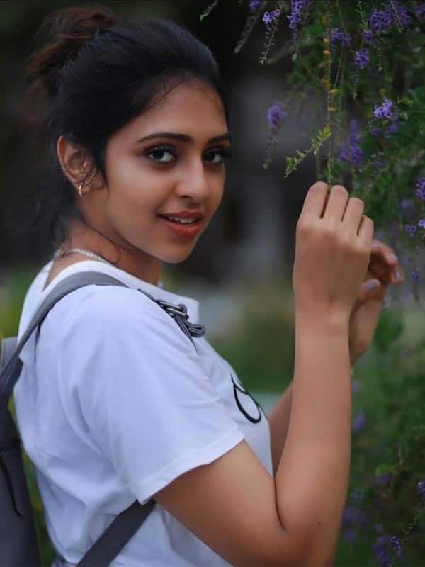 லட்சுமி மேனன்