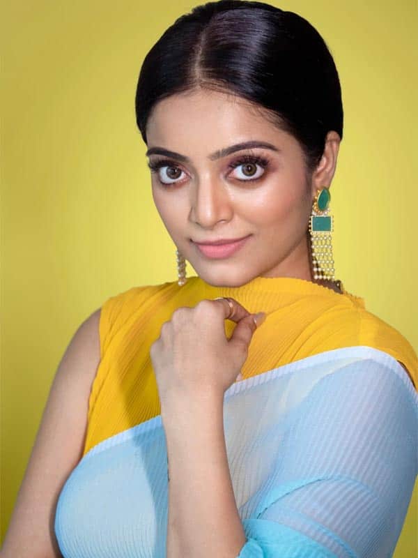 ஜனனி ஐயர்