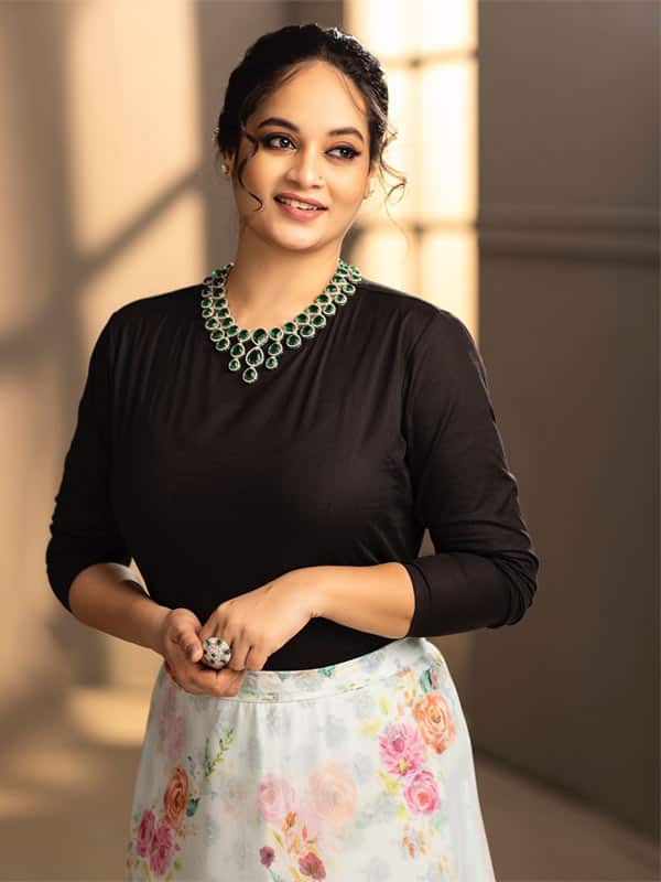 சுஜா வருணீ