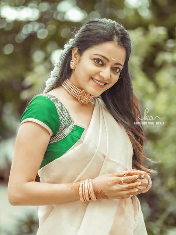 ஜனனி ஐயர்