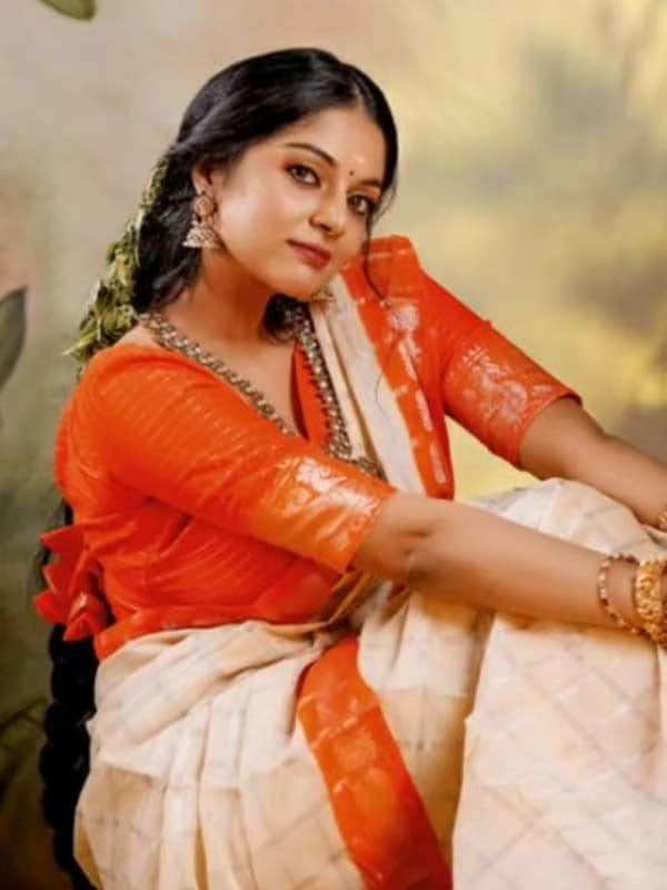 சனம் ஷெட்டி