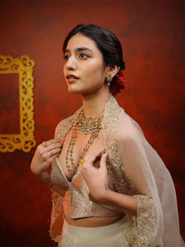 பிரியா பிரகாஷ் வாரியர்