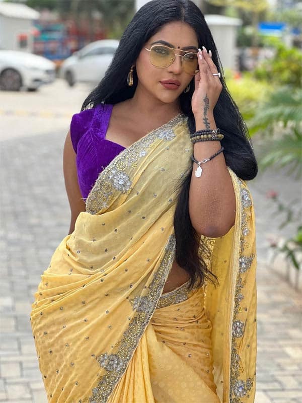 ரேஷ்மா பசுபுலேட்டி