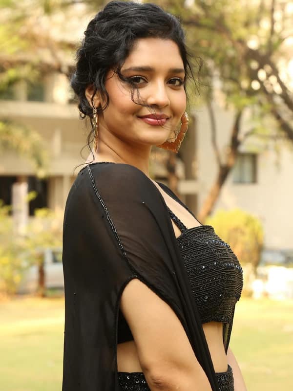 ரித்திகா சிங்