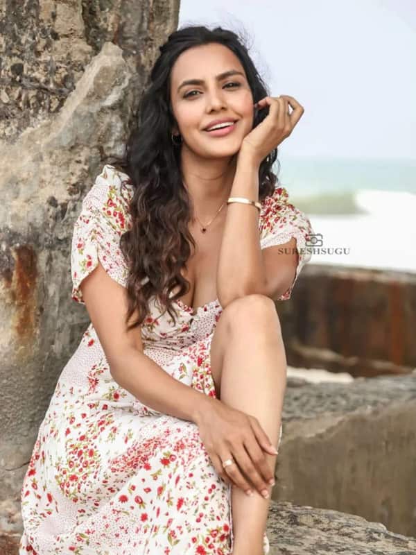 ப்ரியா ஆனந்த்