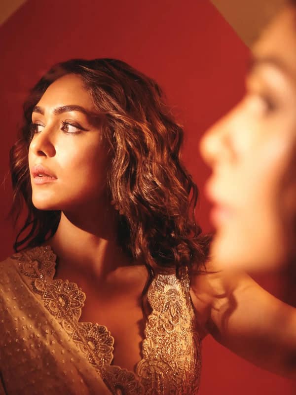 மிருணாள் தாக்கூர்