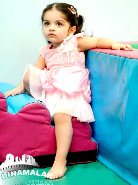 அஜித் மகள் அனோஷ்கா