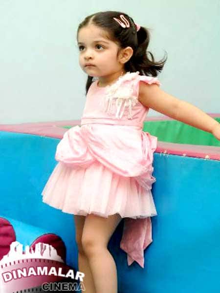 அஜித் மகள் அனோஷ்கா