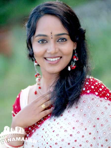 மீனு கார்த்திகா