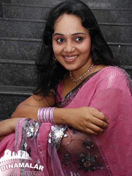 மீனு கார்த்திகா