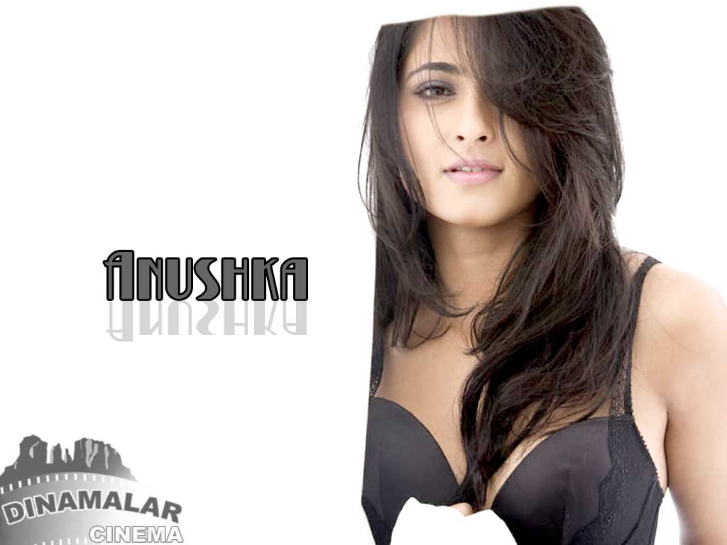 Tamil Actress Wall paper Anushka