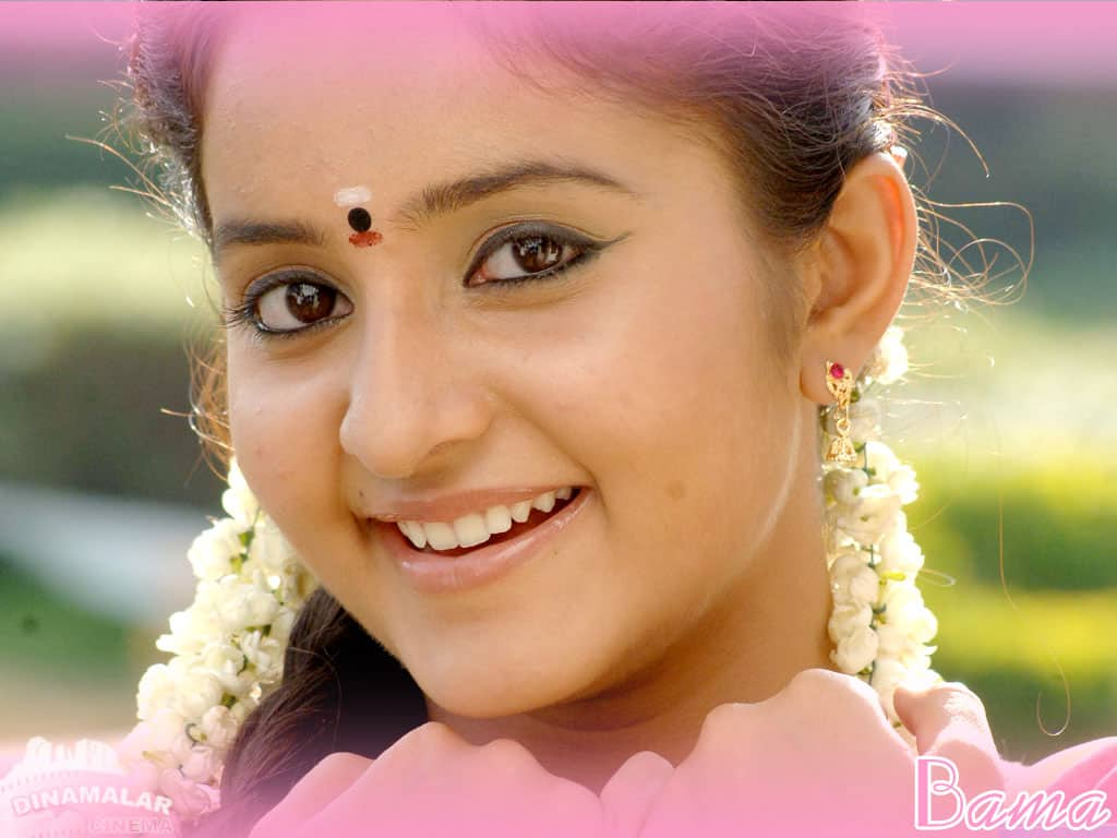 Tamil Actress Wall paper Bhama