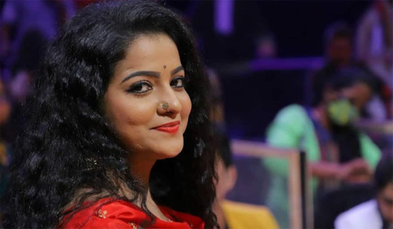 சித்ராவின் ஹேண்ட் பேக்கில் போதைப் பொருளா?: திசை மாறும் விசாரணை?