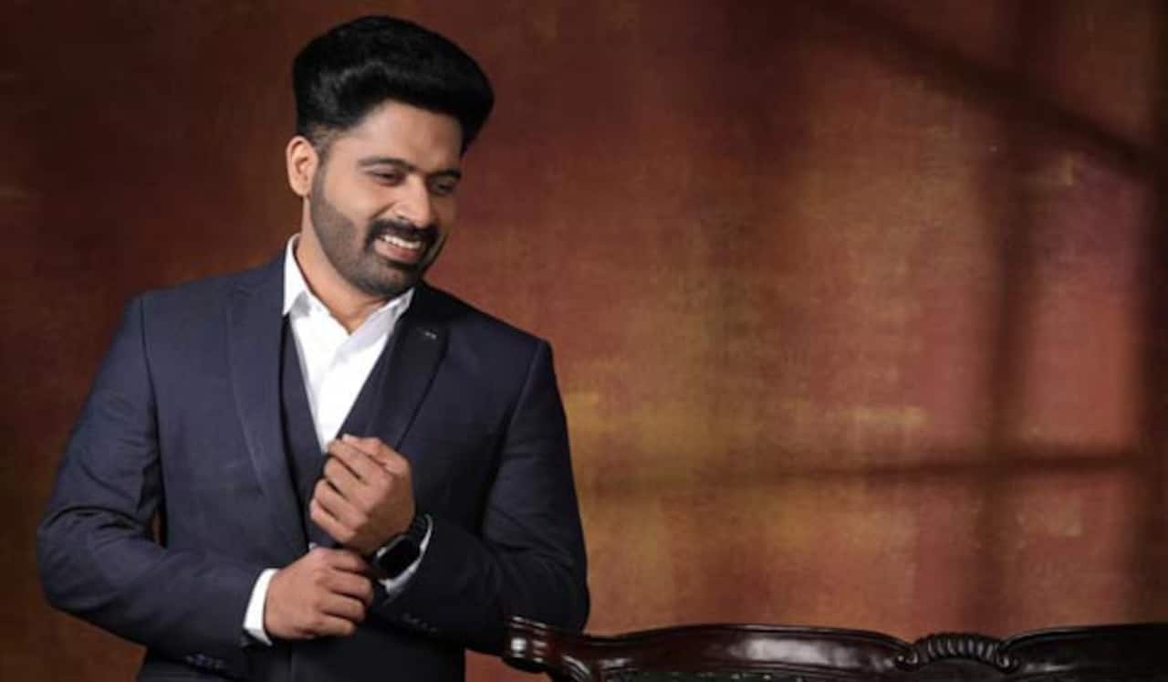 பெரிய திரையில் ஹீரோவாகும் சித்தார்த்