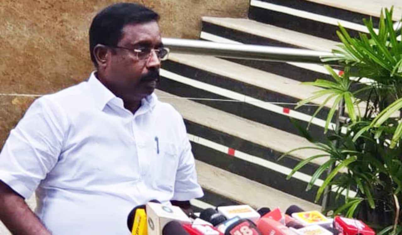 சிம்பு எனது வாழ்க்கையை வீணடித்து விட்டார்: தயாரிப்பாளர் மைக்கேல் ராயப்பன்