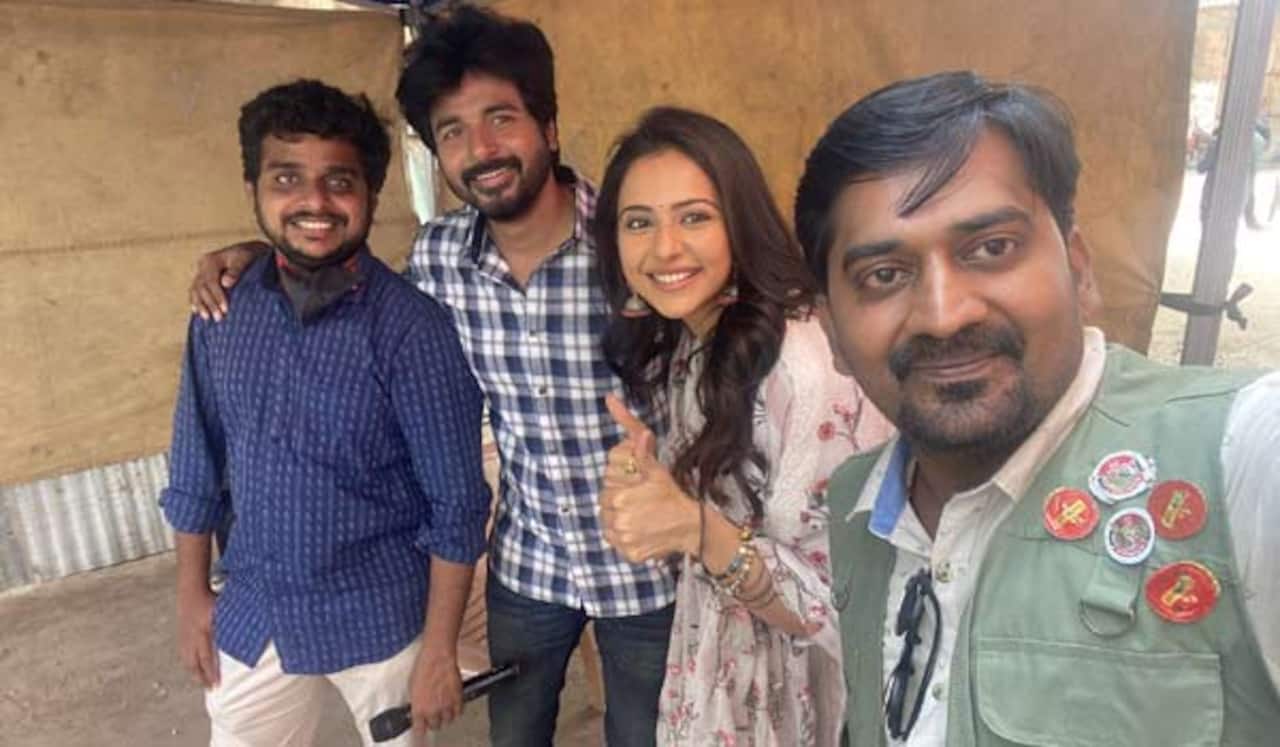 சிவகார்த்திகேயனை ஆங்கிலத்தில் பேச வைத்த ரகுல் பிரீத் சிங்