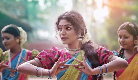 நடனப் பள்ளிக்கு மூடுவிழா நடத்திய ரீமா கல்லிங்கல்