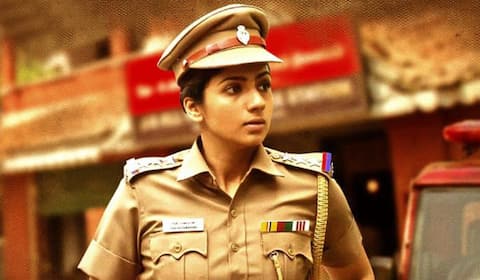 வெப் சீரிசில் போலீஸ் அதிகாரியாக ஸ்ருதி ஹரிஹரன்