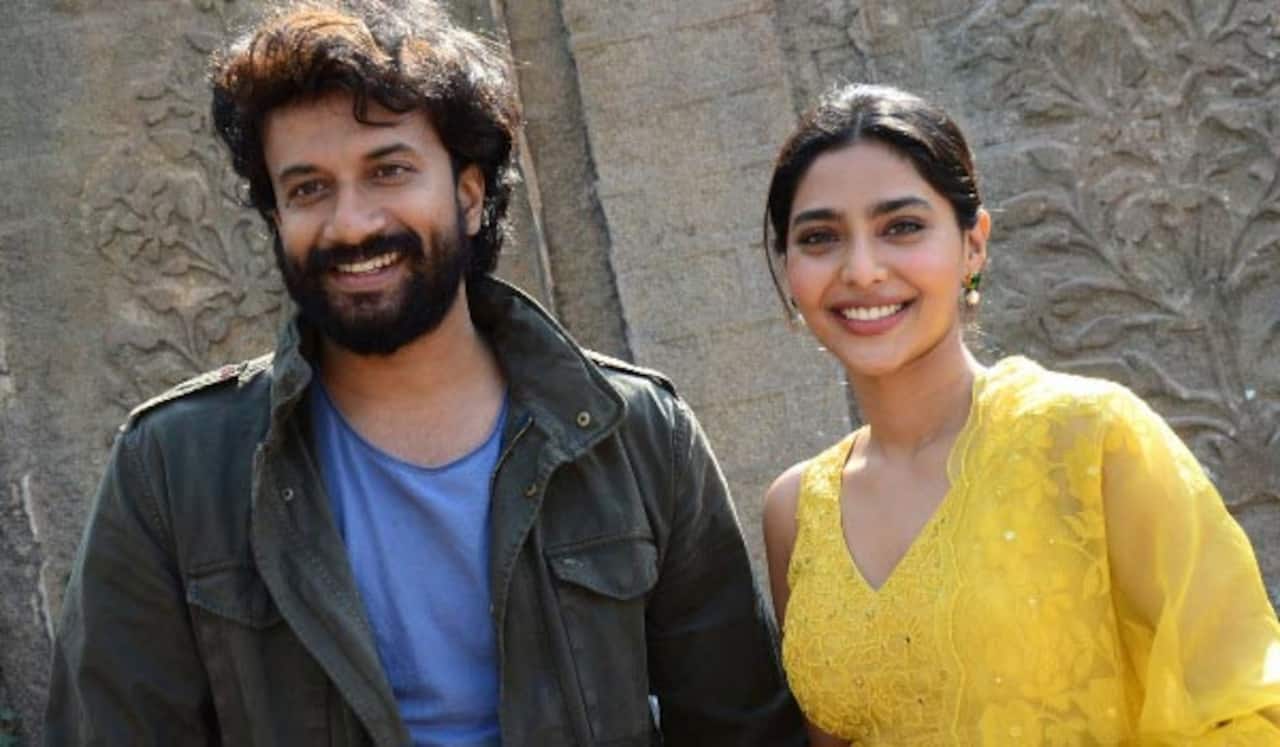 ஐஸ்வர்ய லட்சுமியின் கோட்சே படப்பிடிப்பு துவங்கியது