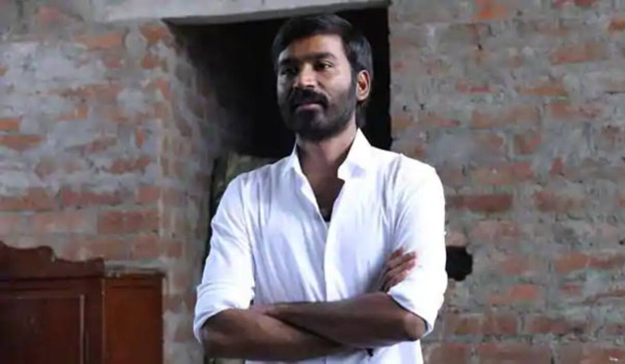 தனுஷைப் பார்த்து வியக்கும் த கிரே மேன் எழுத்தாளர்