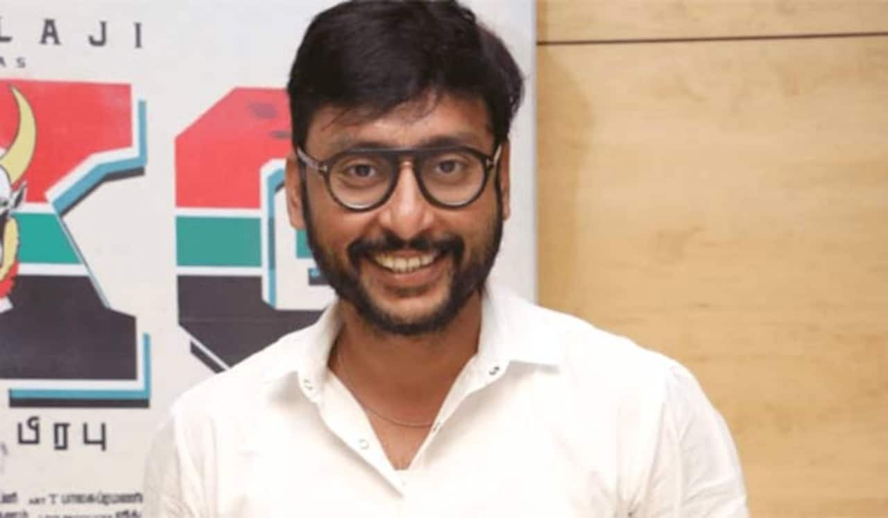 ஹிந்தி படத்தை ரீமேக் செய்யும் ஆர்.ஜே.பாலாஜி