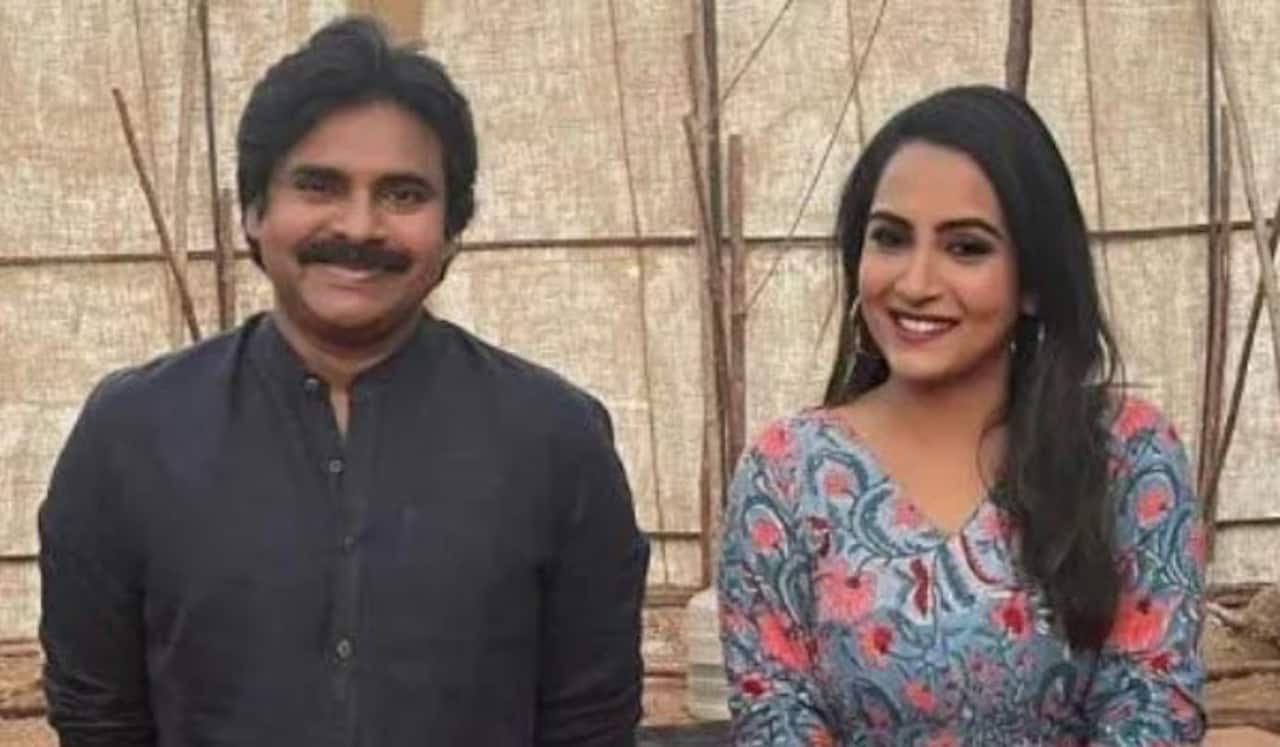 பிக்பாஸ் நடிகையை வரவேற்ற பவன் கல்யாண்