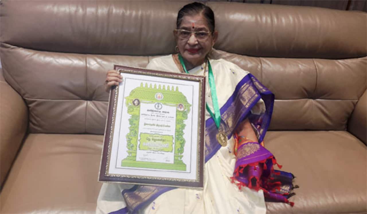 ‛பாடும் வானம்பாடி பி.சுசீலாவுக்கு சிறப்பு கலைமாமணி விருது வழங்கி கவுரவிப்பு