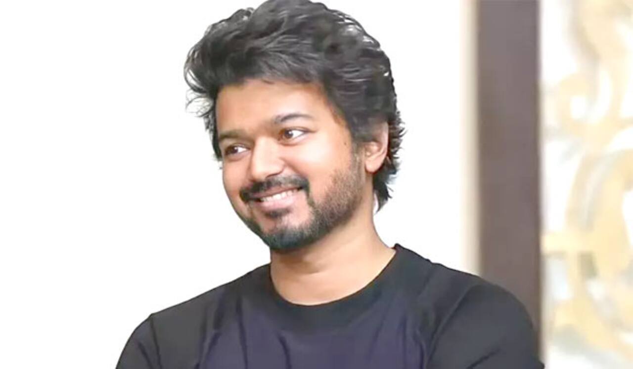 தனிமைப்படுத்தல் கட்டுப்பாட்டை மீறினாரா விஜய்?