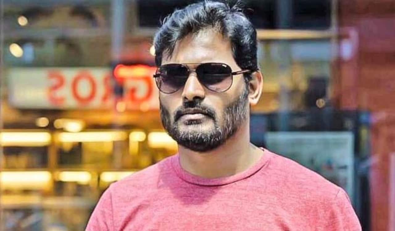 ஸ்டூடியோ கிரீன் நிறுவனத்திற்கு 2 படங்கள் இயக்கும் மூடர்கூடம் நவீன்