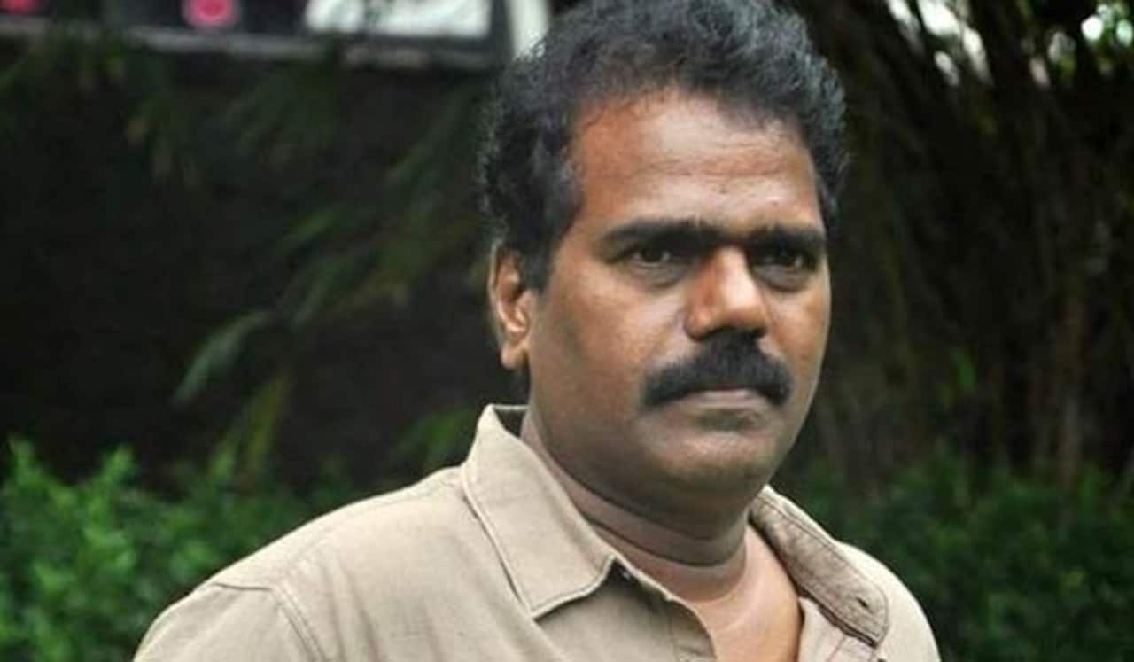 கொரோனாவை பரப்பியது அரசியல் கட்சிகள்தான்: தங்கர் பச்சான் குற்றச்சாட்டு
