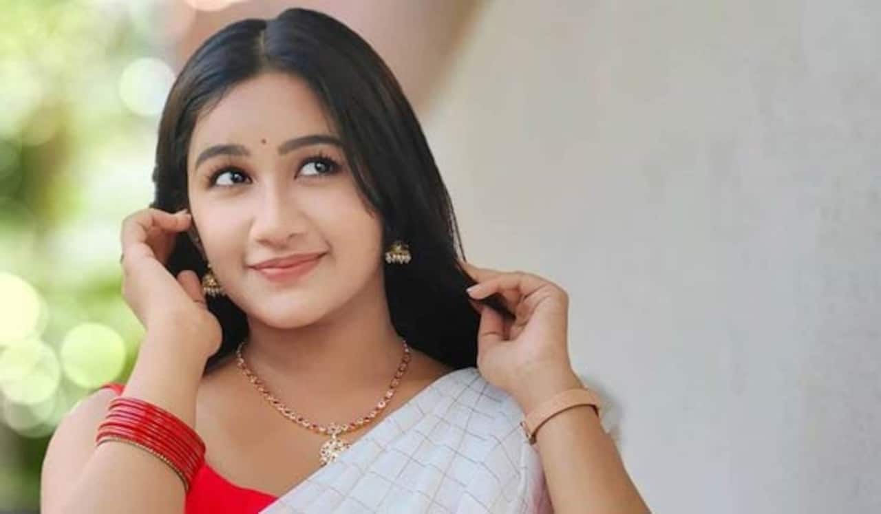 சினிமாவில் சாதிக்க வேண்டும்: மௌன ராகம் ரவீனா