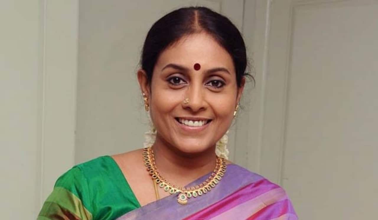 கொரோனாவை தடுக்க டபுள் மாஸ்க் போடுங்க: சரண்யா வேண்டுகோள்