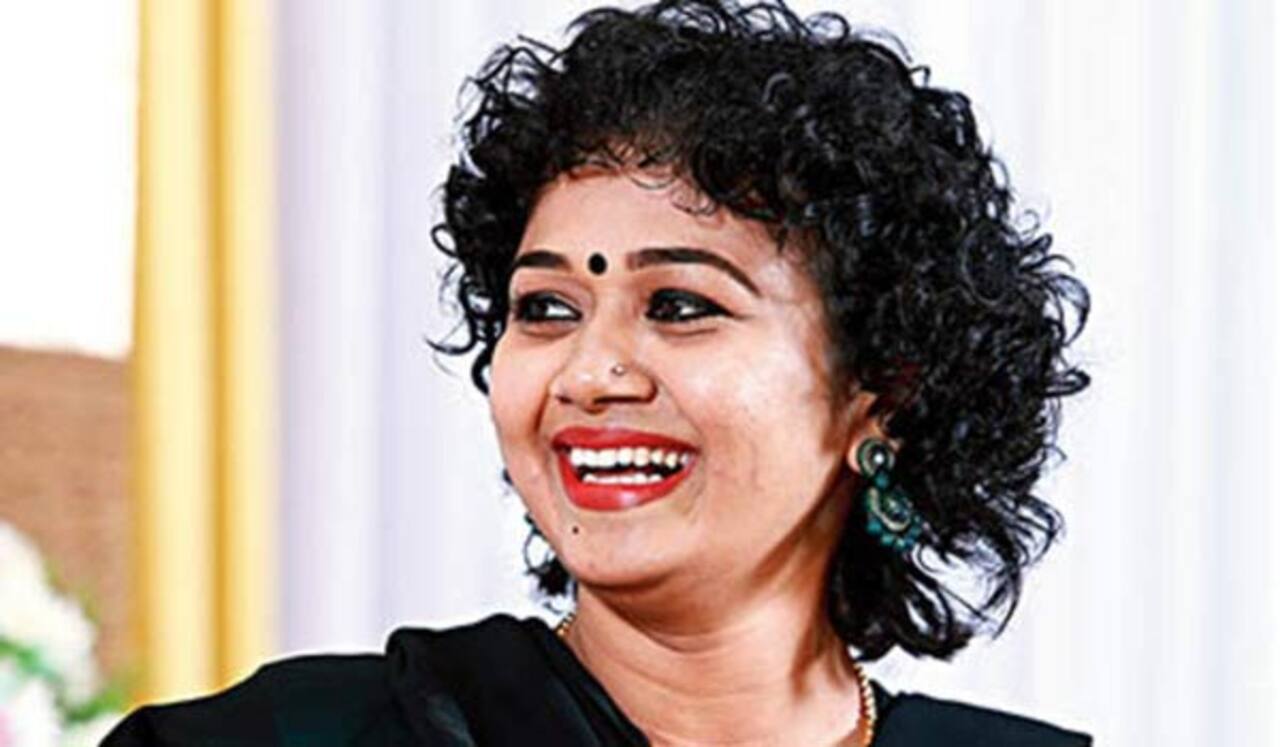 புற்றுநோயால் அவதிப்படும் நடிகை சரண்யா சசிக்கு கொரோனா