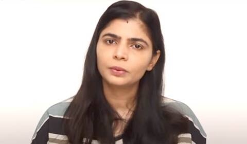 வைரமுத்து என்னை மிரட்டினார் : வீடியோ வெளியிட்ட பாடகி சின்மயி