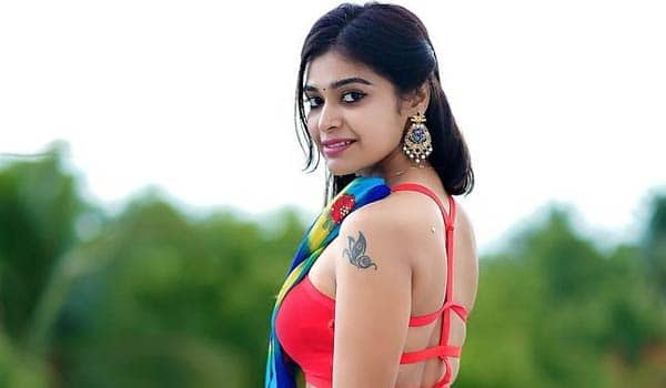 இன்ஸ்டா இளவரசி தர்ஷா குப்தா
