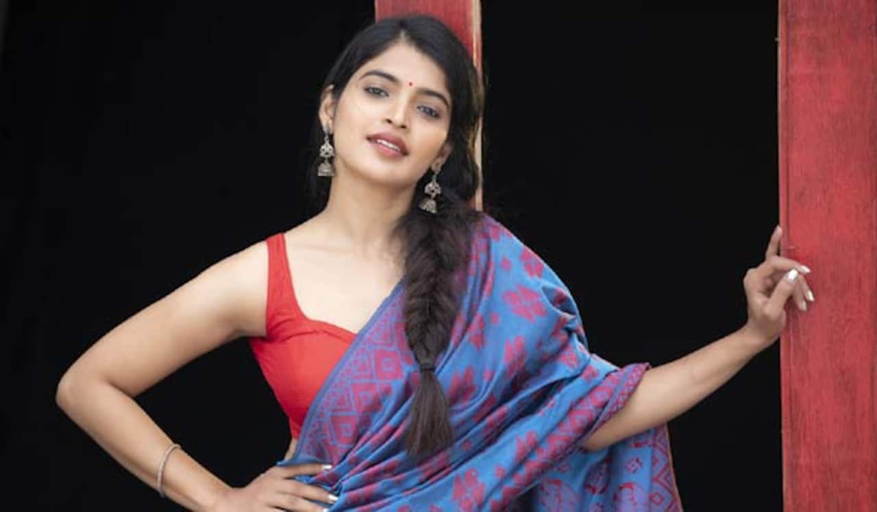 கையில் 5 படங்கள்: 3 வருடங்கள் காத்திருக்கும் சஞ்சிதா ஷெட்டி
