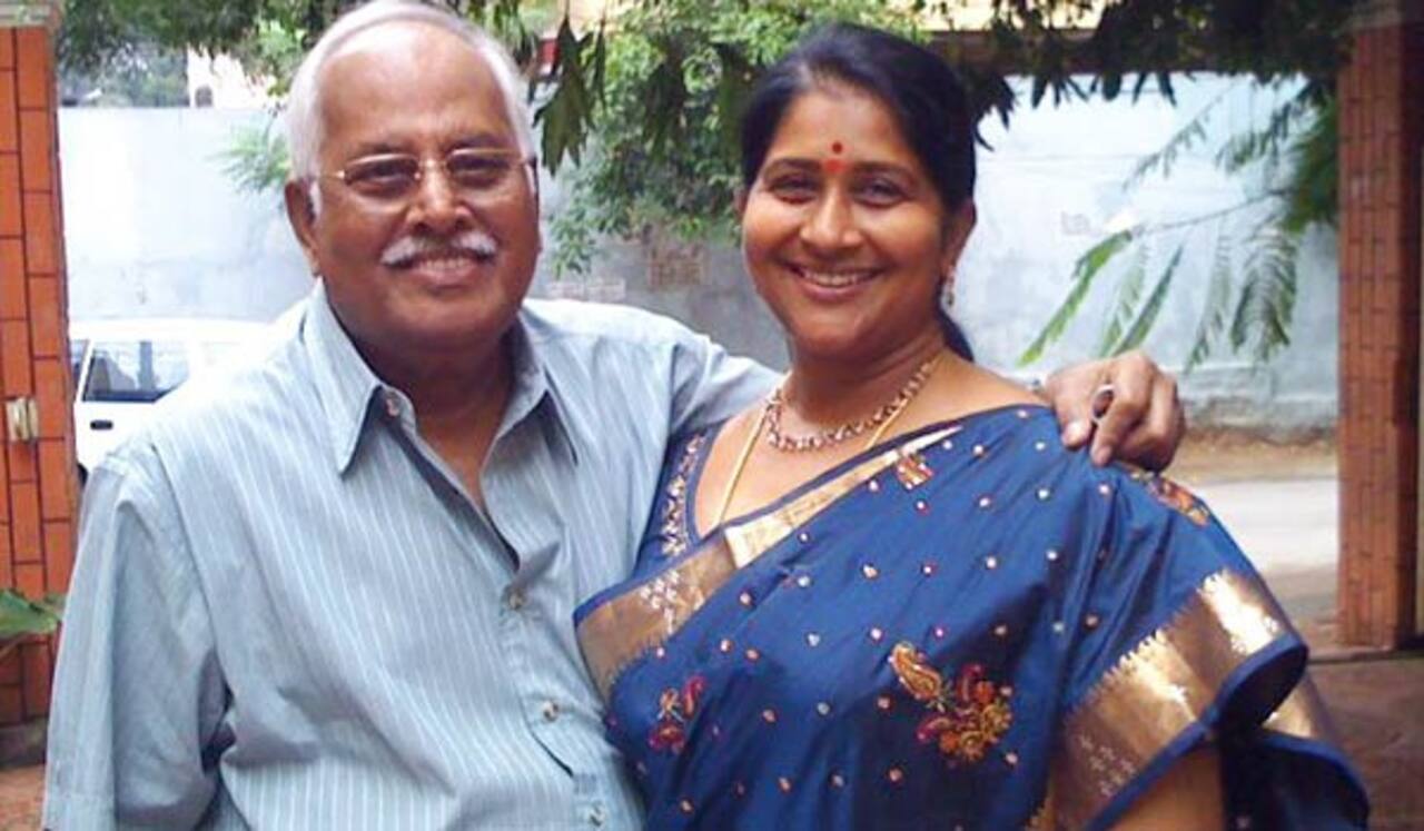 மகனை தொடர்ந்து கணவரையும் கொரோனாவுக்கு பலி கொடுத்தார் கவிதா