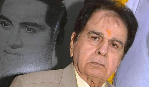 பாகிஸ்தான் விருதை திருப்பி தர மறுத்த திலீப் குமார்