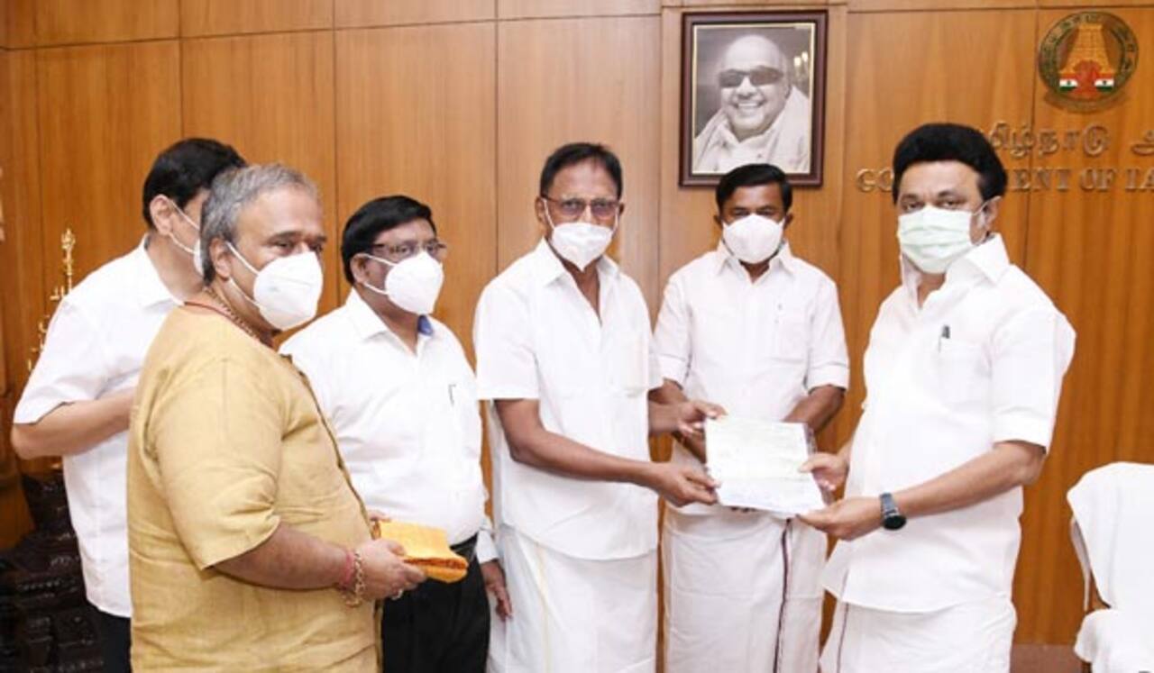 மூடப்பட்டுள்ள தியேட்டர்களுக்கு சொத்து வரி, தொழில்வரி ரத்து செய்யுங்க : உரிமையாளர்கள் கோரிக்கை
